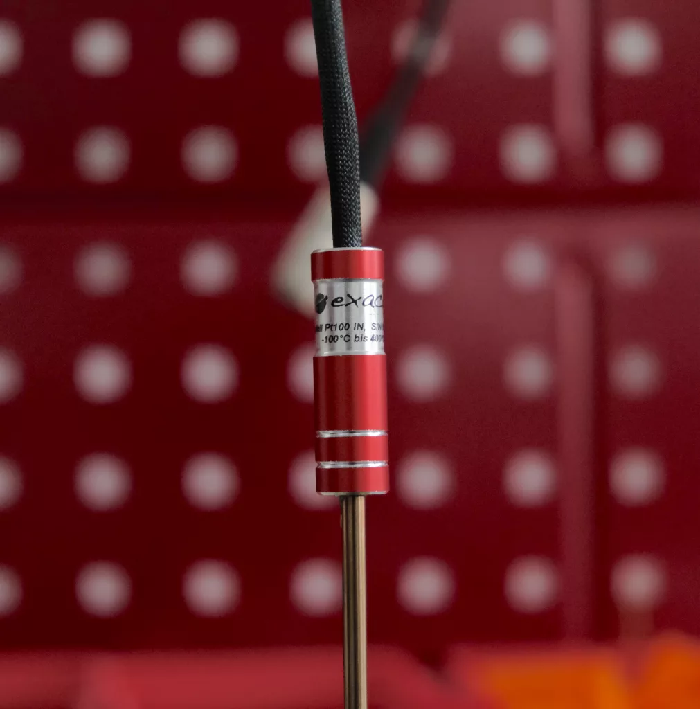Pt100 IN <br>industrial reference thermometer <br>-100 °C … 400 °C